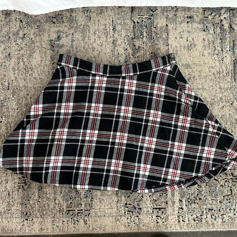Pre-Owned Forever 21 Plaid Miniskirt Size Medium